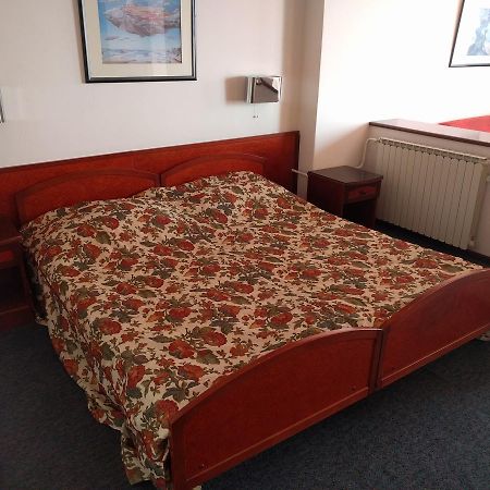 Hotel Vodno Skopje Ngoại thất bức ảnh