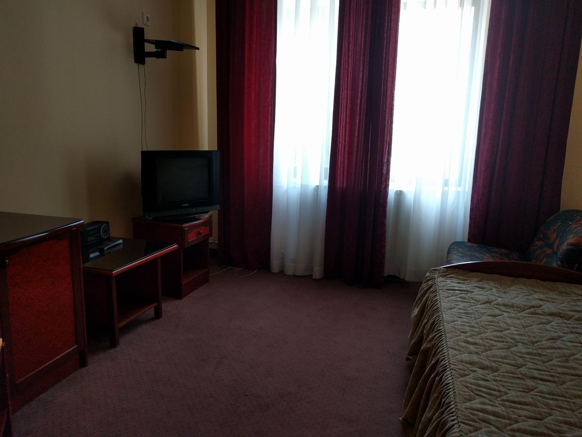 Hotel Vodno Skopje Ngoại thất bức ảnh